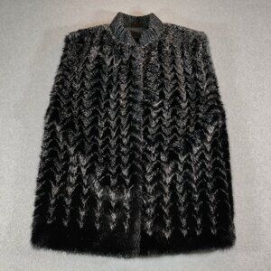 Style VI Faux Fur Vest Womens XL Black Gray Chevron Pattern Toggle Button